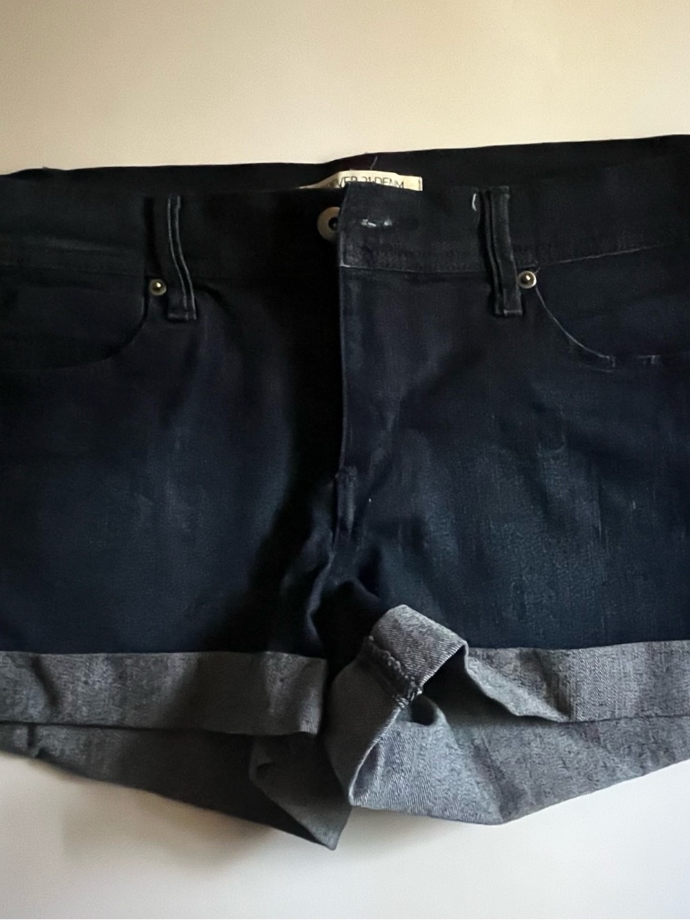NWT Forever 21 Dark Navy Denim Rolled Cuffed Shorts - Women’s Size 29